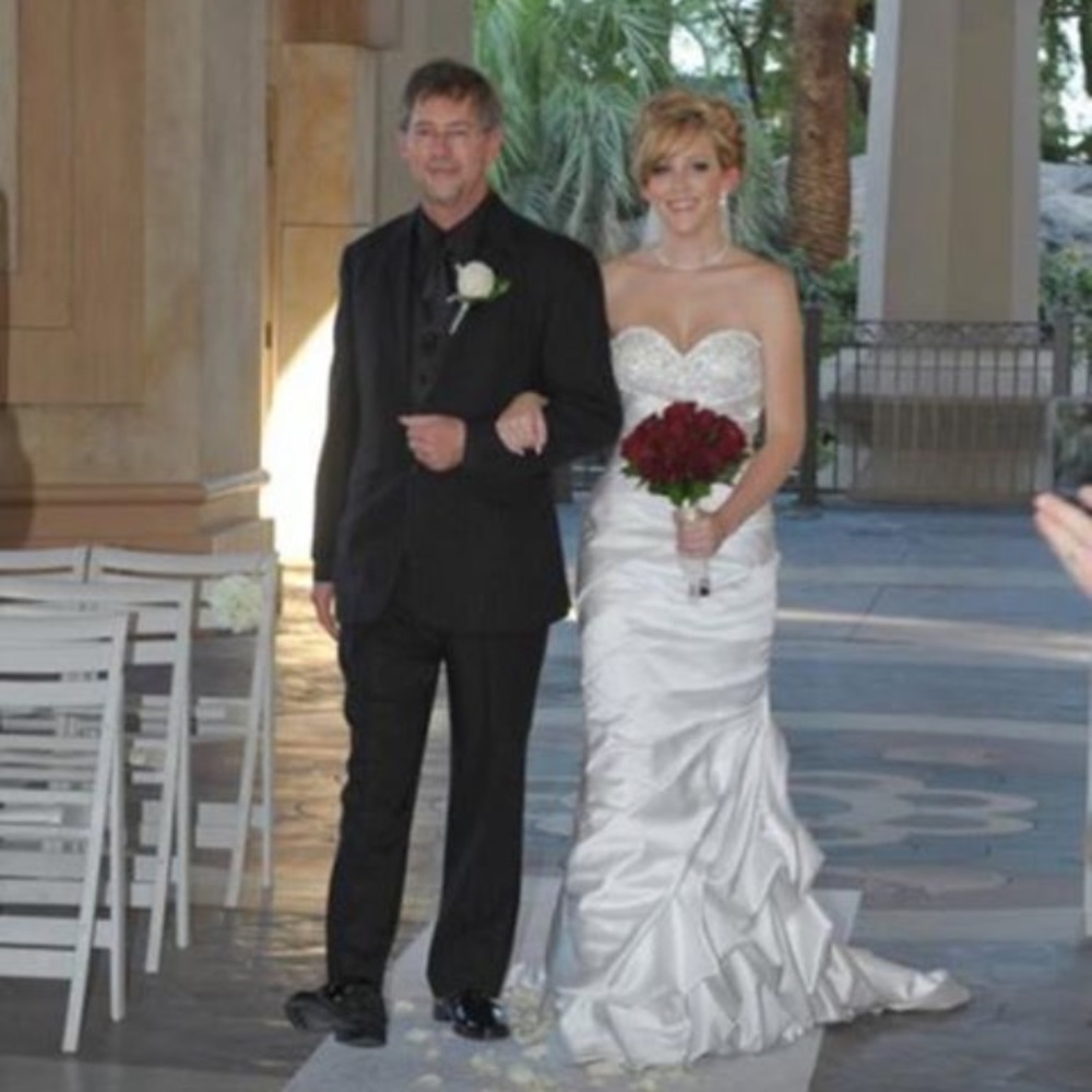 Allure bridal gown